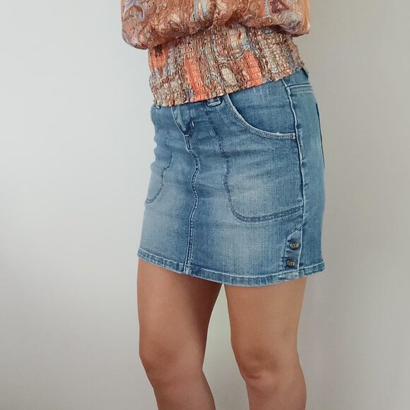 Lee denim mini skirt - Picture 2 of 5